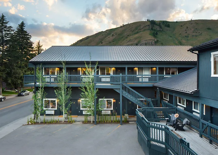 Anvil Hotel