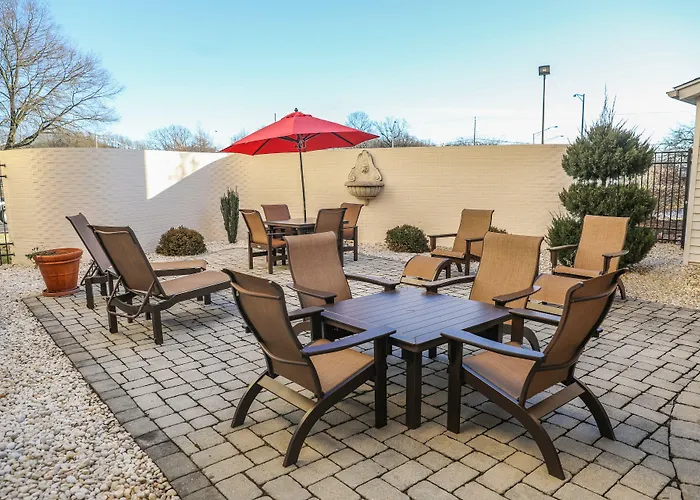 Bella Vista Hotel & Suites Lynchburg