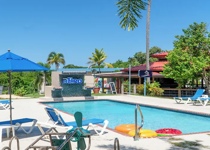 Parador El Faro Aguadilla