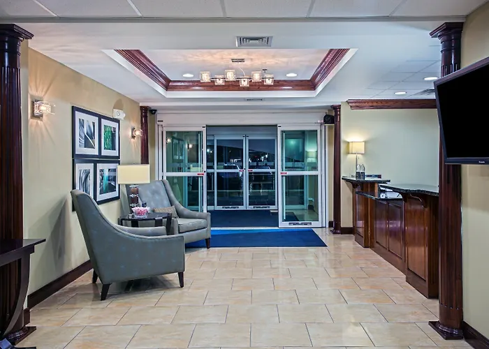 Holiday Inn Express Hotel & Suites Richmond By Ihg