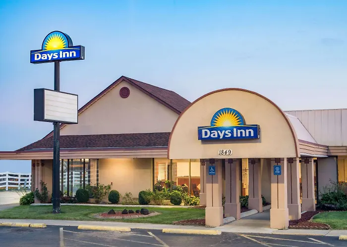 Days Inn By Wyndham Grove City Columbus South