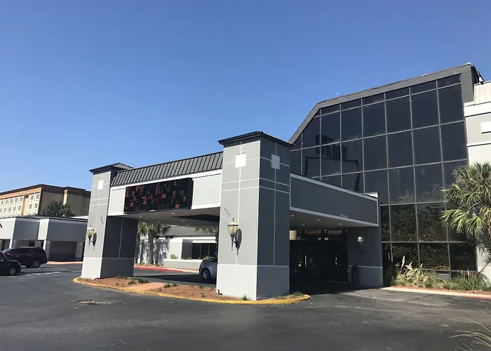Super 8 By Wyndham Mobile I-65