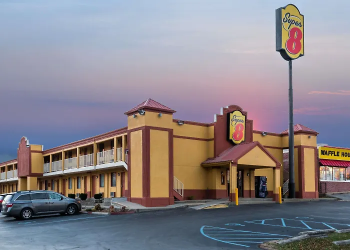 Super 8 By Wyndham Indianapolis-Southport Rd Motel