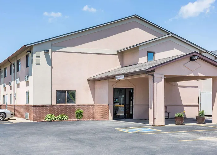 Super 8 By Wyndham Osceola Ia Motel