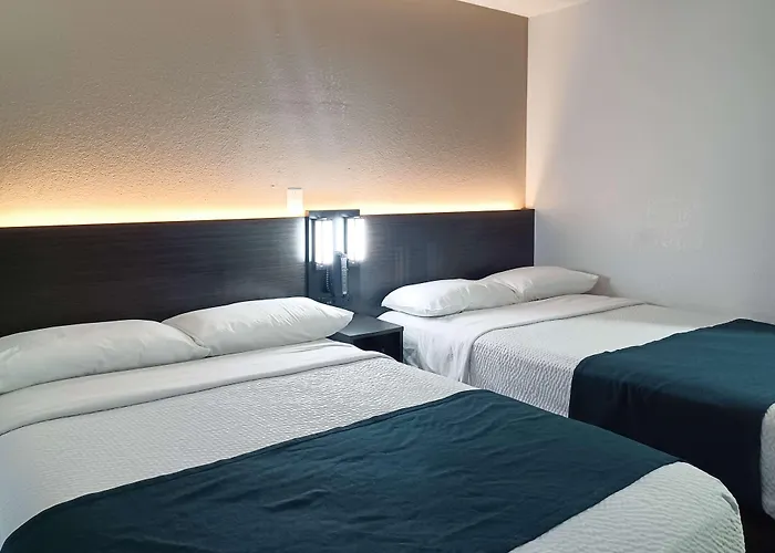 Motel 6-Fresno, Ca - Blackstone North