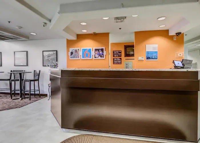 Motel 6-Roseburg, Or