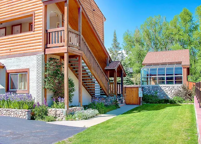 Nordic Lodge