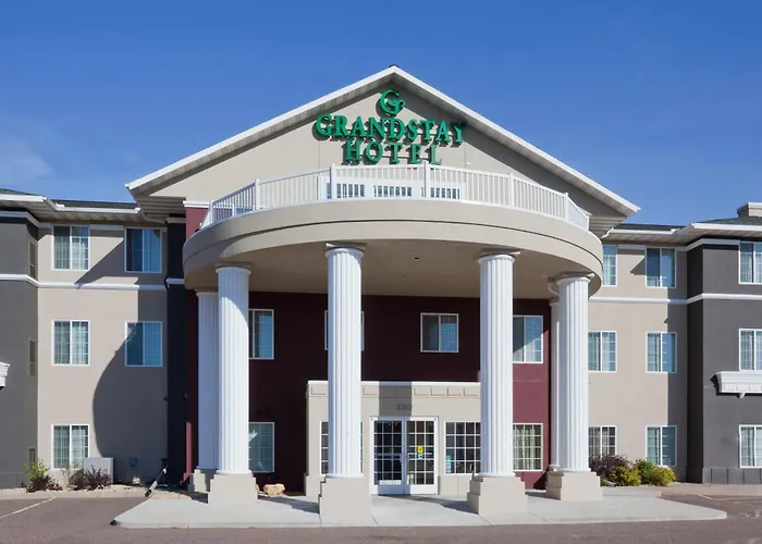Grandstay Residential Suites Hotel - Eau Claire