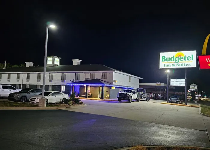 Budgetel Inn & Suites