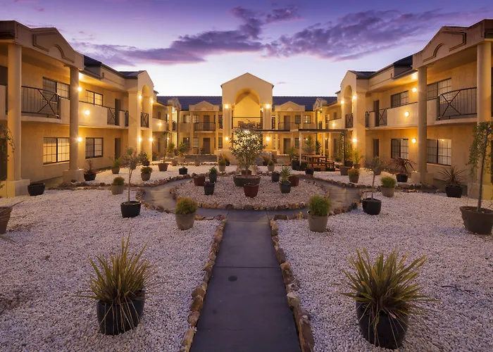 Best Western Plus Canberra Central Apartments Official
