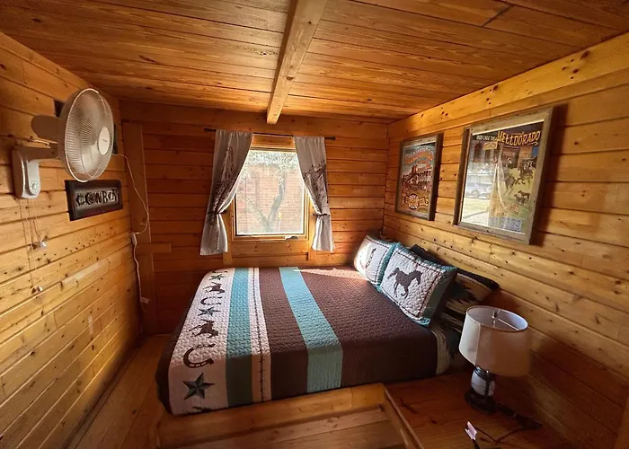 Katie'S Cozy Cabins Tombstone