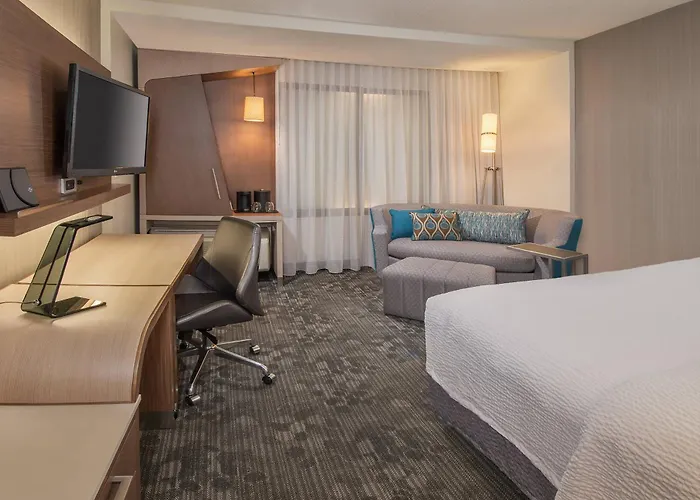 Courtyard By Marriott Morgantown Hotel