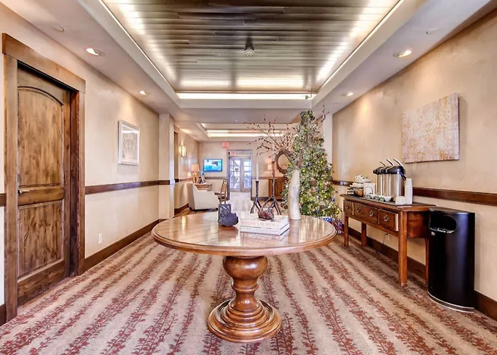 The Borders Lodge Avon