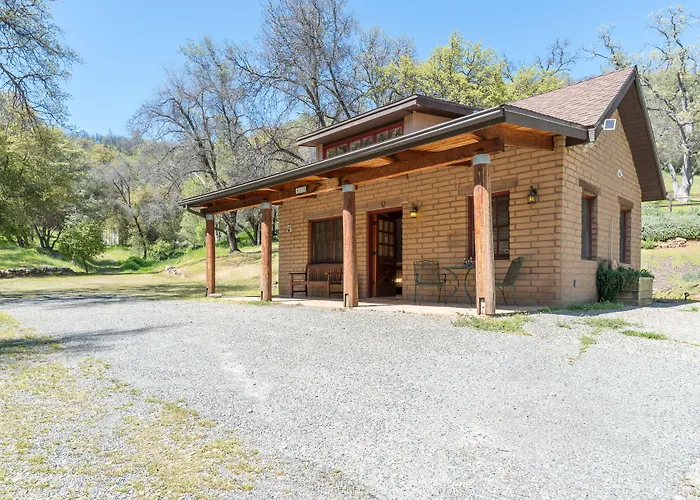 Homestead Cottages