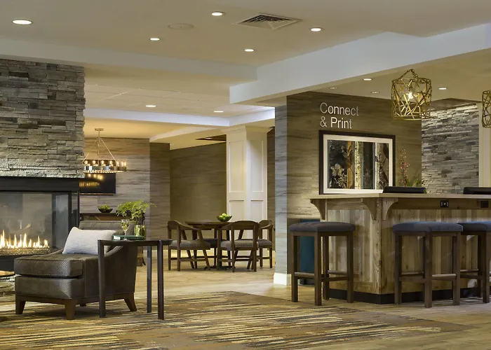 Fairfield By Marriott Waterbury Stowe Hotel