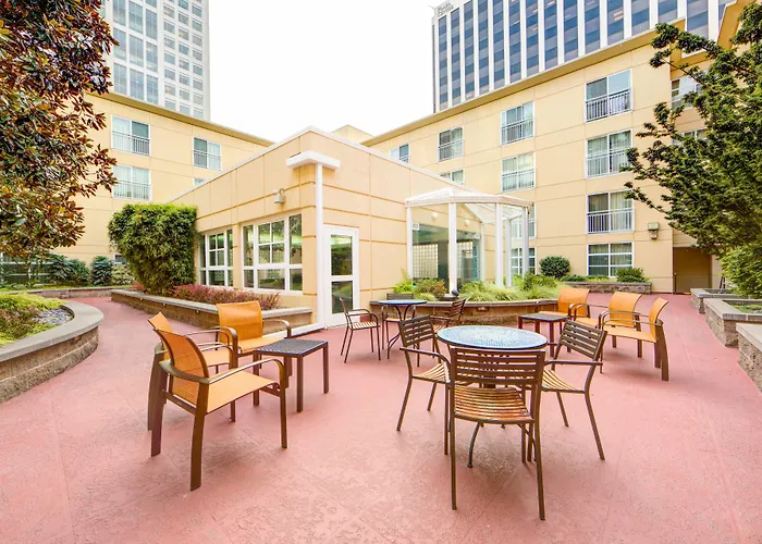 Courtyard By Marriott Seattle Bellevue/Downtown Hotel