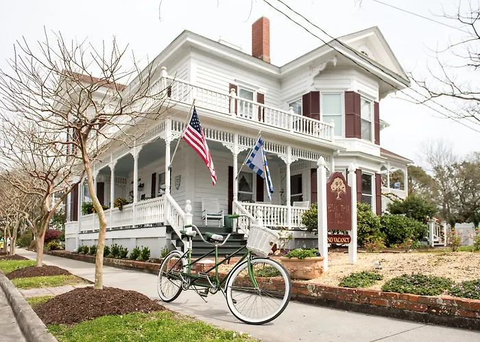 Pecan Tree Inn Beaufort
