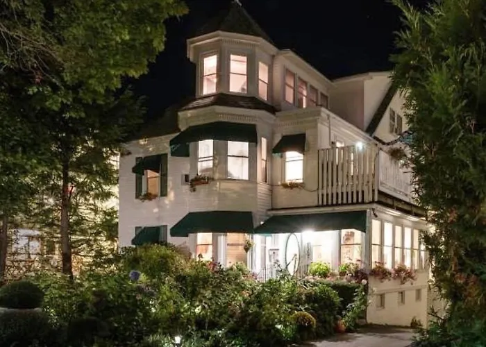 Harbour Towne Inn On The Waterfront Boothbay Harbor