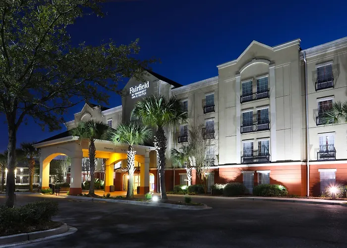 Fairfield Inn & Suites By Marriott Charleston North/Ashley Phosphate North Charleston