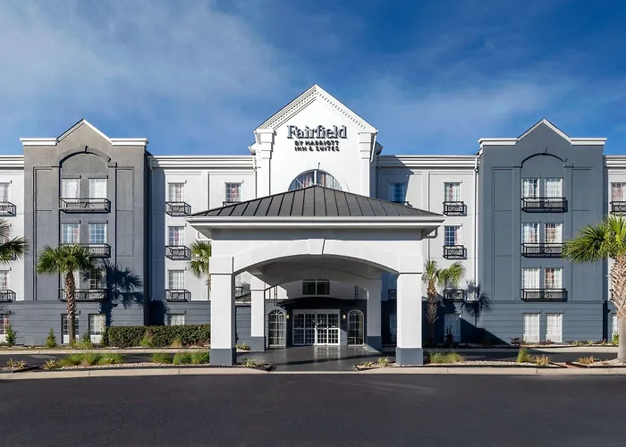 Fairfield Inn & Suites By Marriott Charleston North/Ashley Phosphate North Charleston