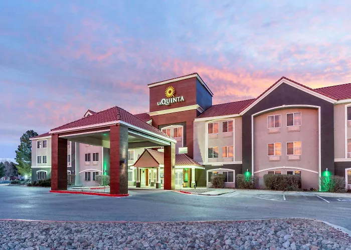 La Quinta By Wyndham Roswell Hotel