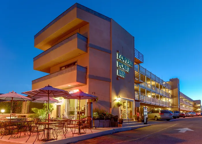 Lovers Point Inn