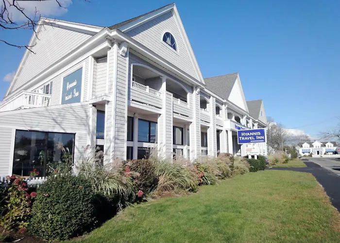 Hyannis Travel Inn