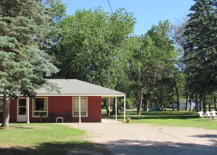 Woodland Motor Lodge Grayling