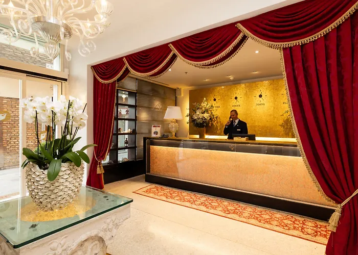 Hotel A La Commedia Venice