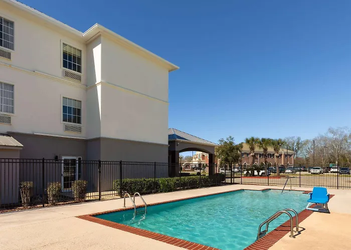 La Quinta By Wyndham Houma Hotel