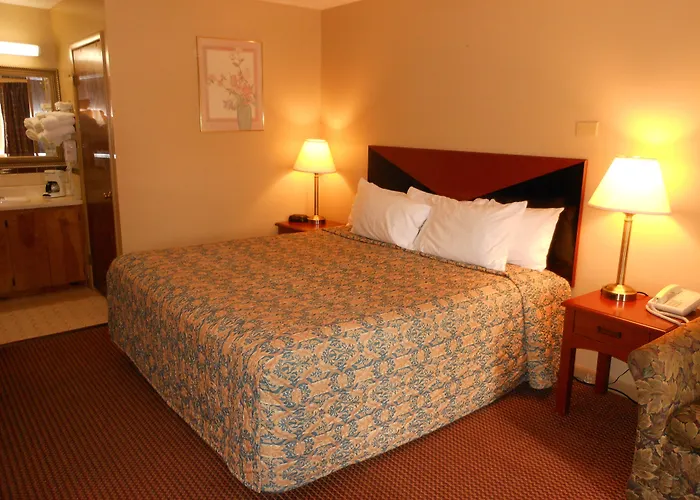 Mcclellan Inn Anniston