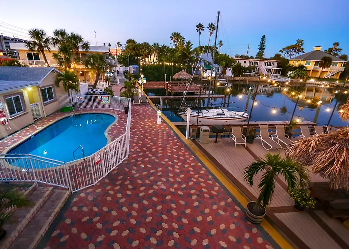 Bay Palms Waterfront Resort - Hotel And Marina St. Pete Beach