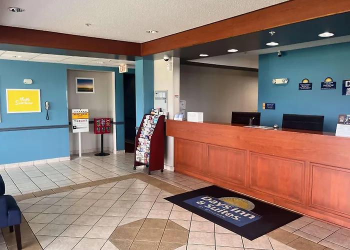 Days Inn & Suites Seaford