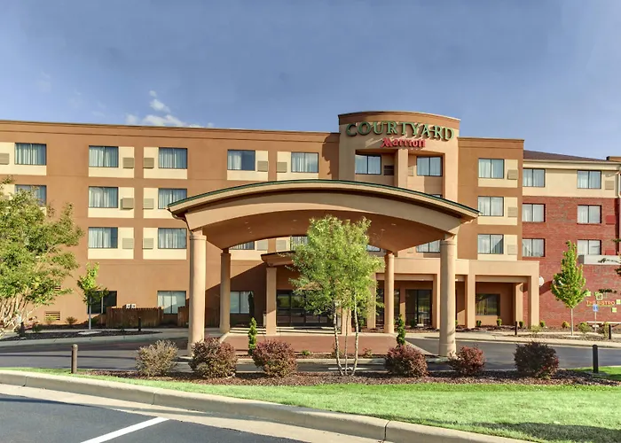 Courtyard By Marriott Anniston Oxford Hotel