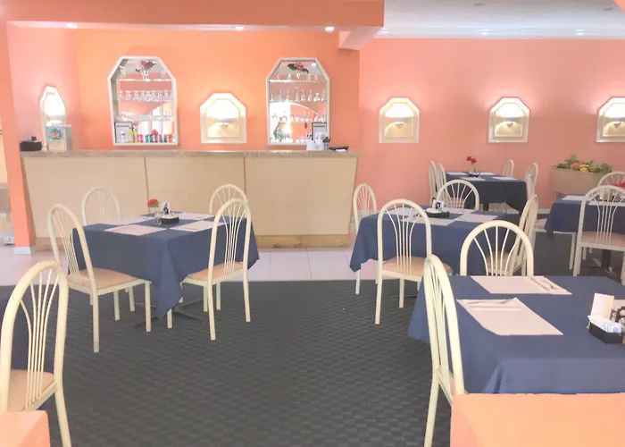 Royal Islander Hotel Freeport