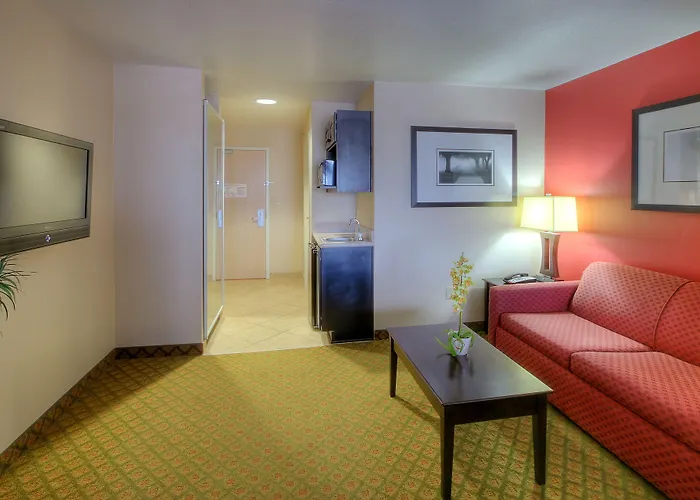 Holiday Inn Express And Suites - Tucumcari, An Ihg Hotel