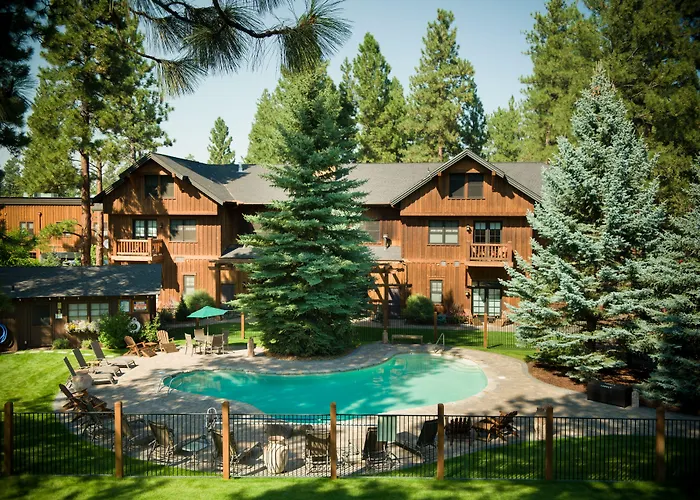 Fivepine Lodge Sisters