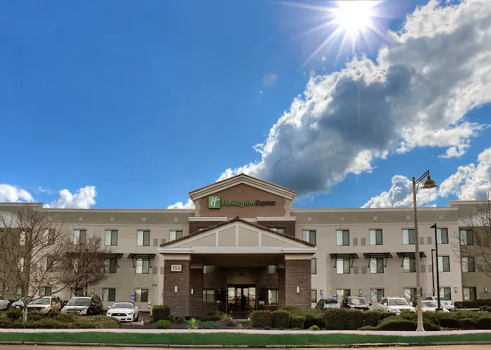 Holiday Inn Express Hotel & Suites Lincoln-Roseville Area By Ihg