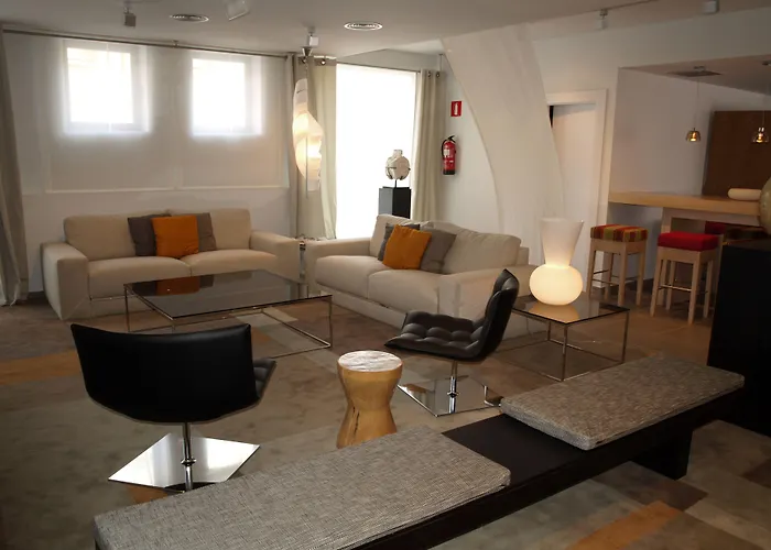 Eco Alcala Suites