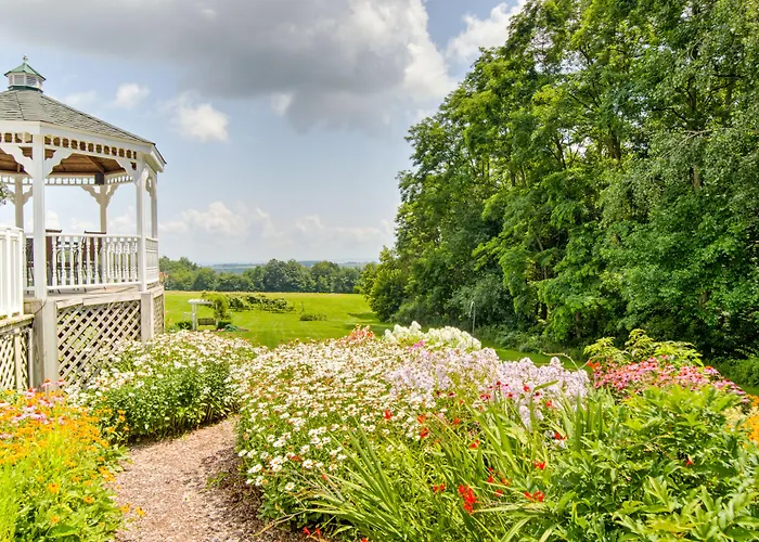 Los Gatos Bed & Breakfast Penn Yan