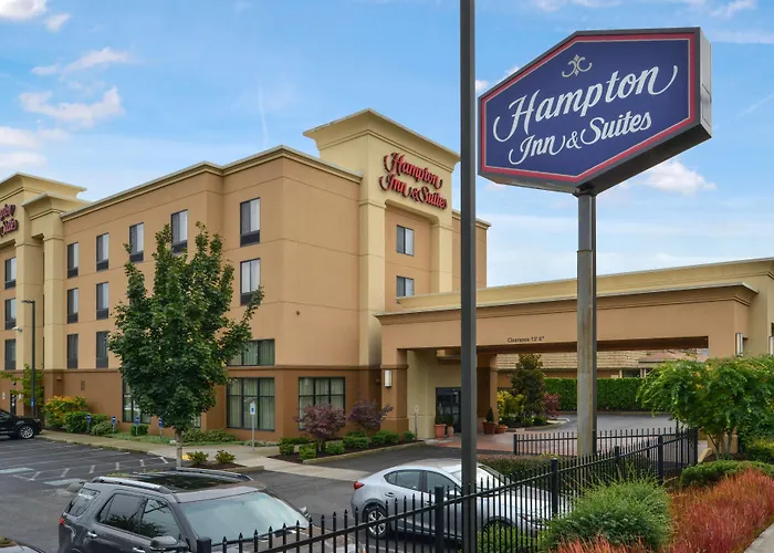 Hampton Inn & Suites Tacoma