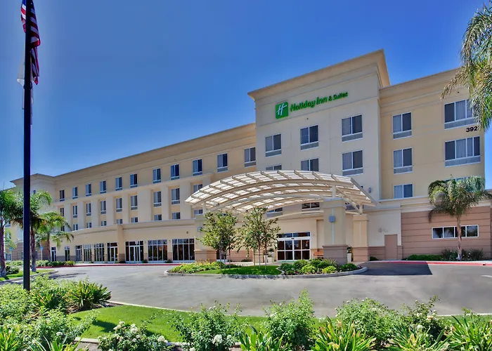 Holiday Inn & Suites Bakersfield By Ihg