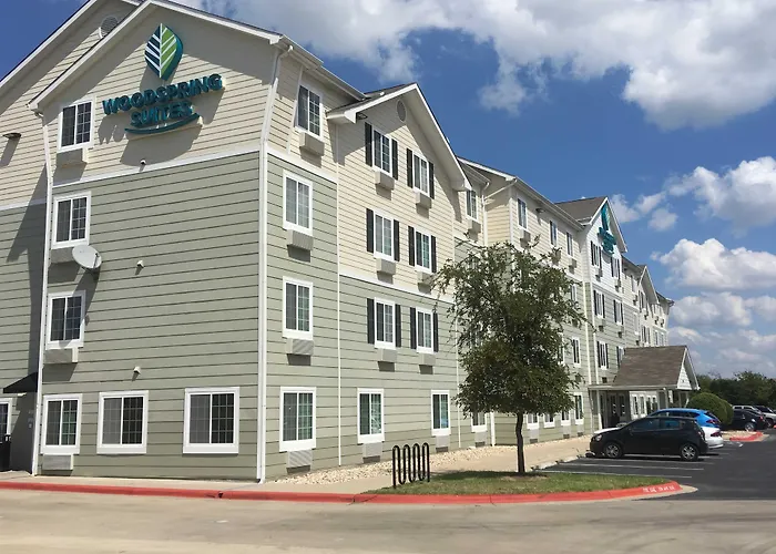 Woodspring Suites | North Charleston Airport I-526