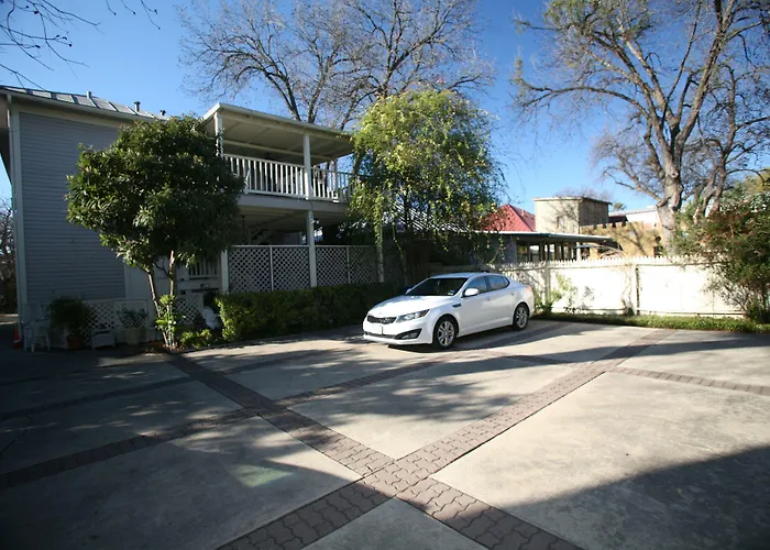 Brackenridge House Bed And Breakfast San Antonio
