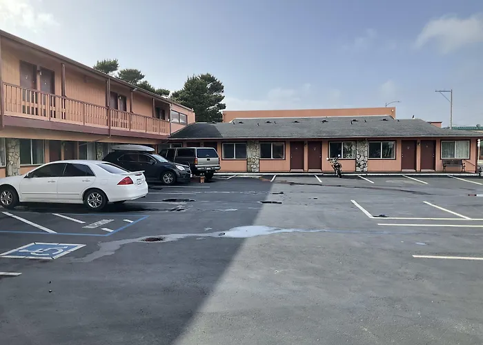 Front Street Inn