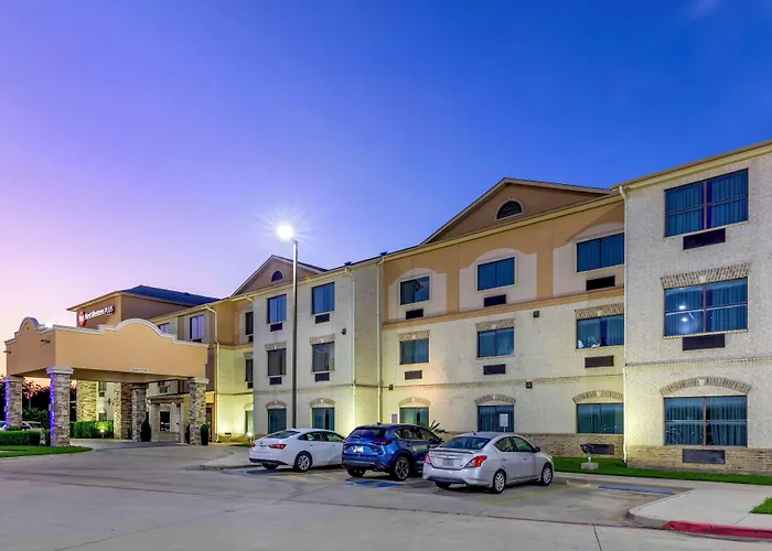 Best Western Plus Burleson Inn & Suites
