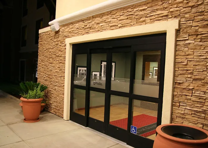 Hampton By Hilton Hotel Brentwood