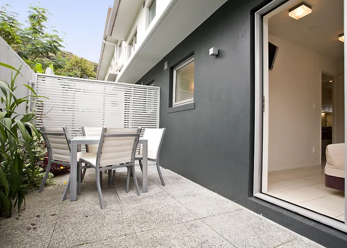 Sea Spray Suites