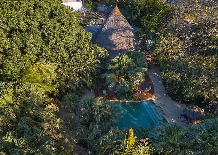 Hotel Pasatiempo Tamarindo