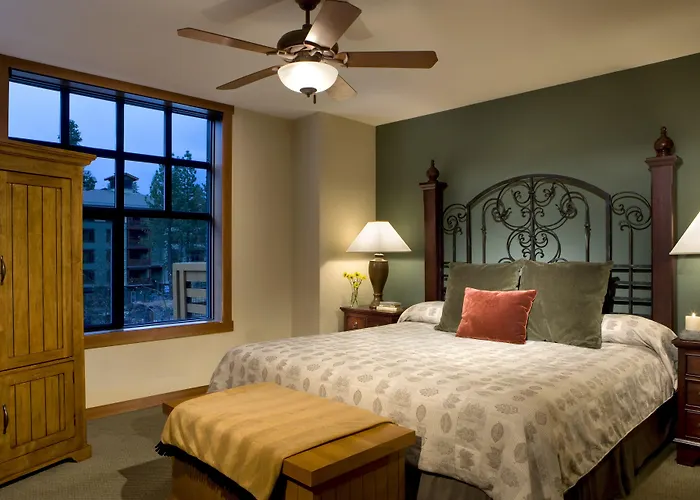 The Village Lodge Mammoth Lakes